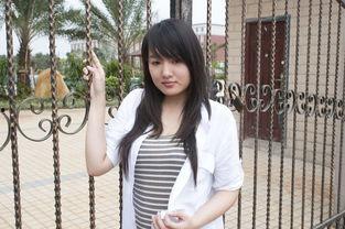 校园春色好友的老公,好友老公的浪漫时光