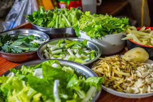 怎么爆料食堂烂菜呢视频,如何通过视频曝光烂菜现象