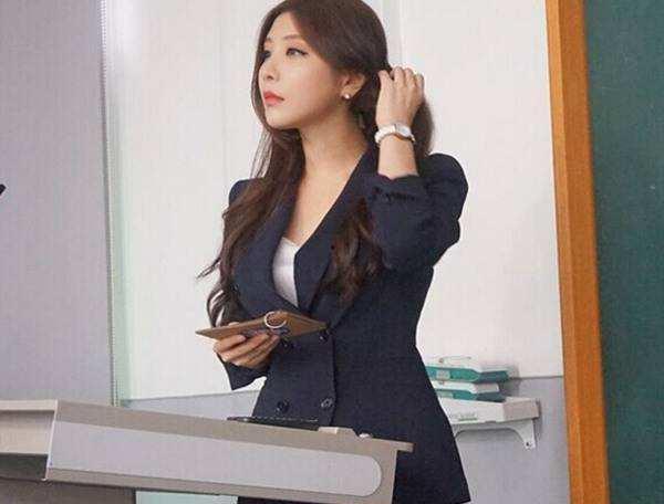 女教师无码中出,揭秘女教师无码背后的真实故事